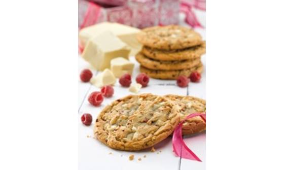 Raspberry&white choc cookie